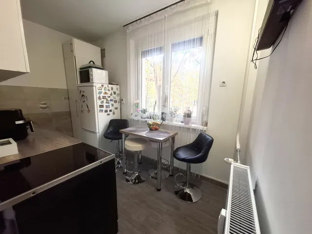 Eladó lakás Szombathely, Olad 50 nm