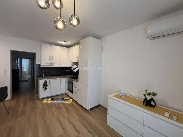 Kiadó lakás Szombathely, Síp utca 55 nm