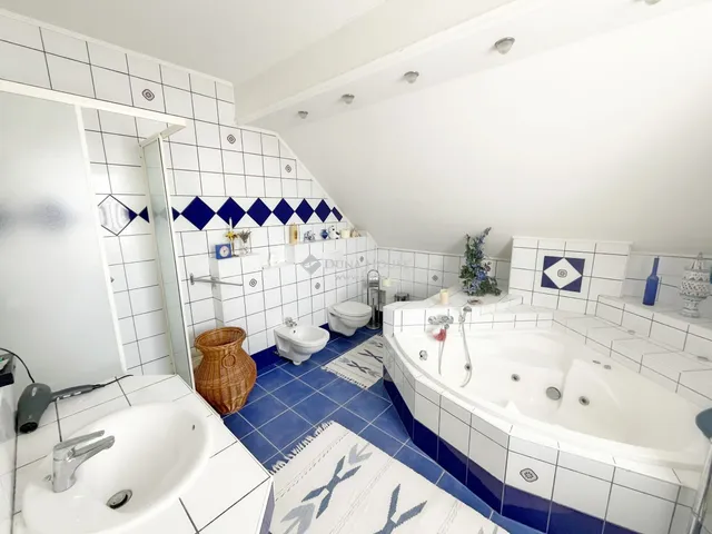 Eladó ház Bő 180 nm