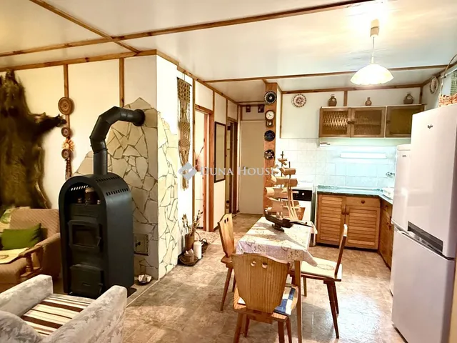 Eladó üdülő és hétvégi ház Zsennye 54 nm