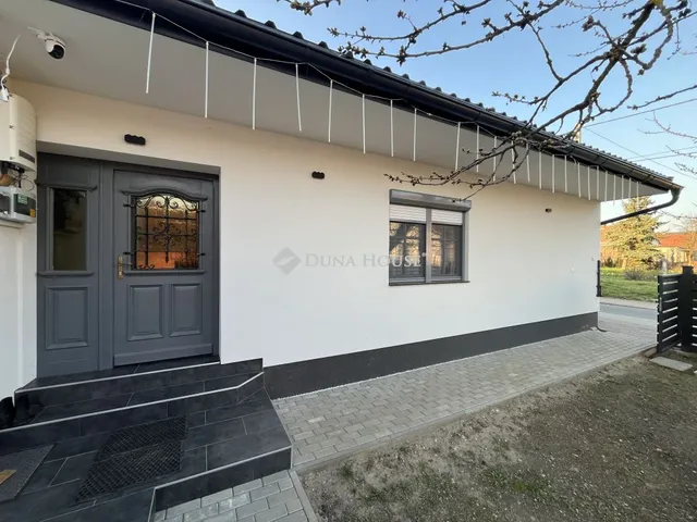 Eladó ház Sé 130 nm