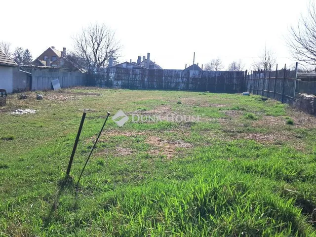 Eladó telek Csepreg, Vihar utca 769 nm