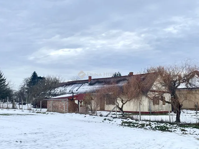 Eladó ház Szarvaskend, Iskola utca 74 nm