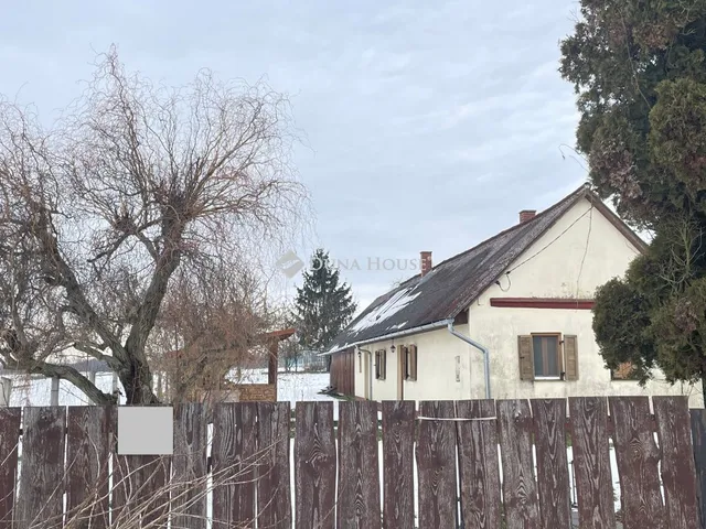 Eladó ház Szarvaskend, Iskola utca 74 nm
