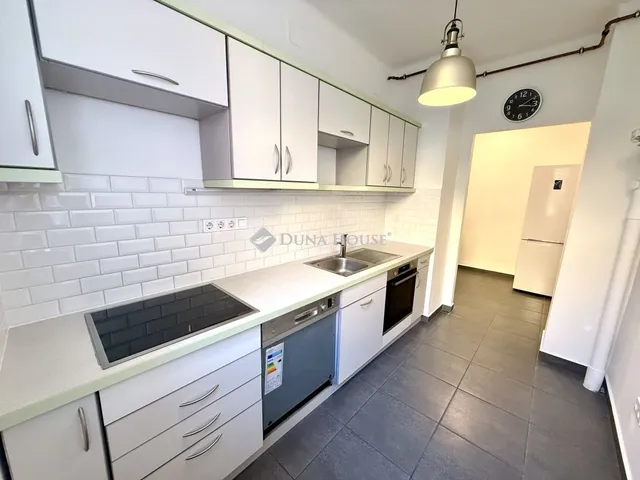 Kiadó lakás Szombathely, Szűrcsapó utca 56 nm