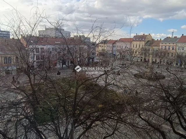 Eladó lakás Szombathely, Belváros, Fő tér 51 nm