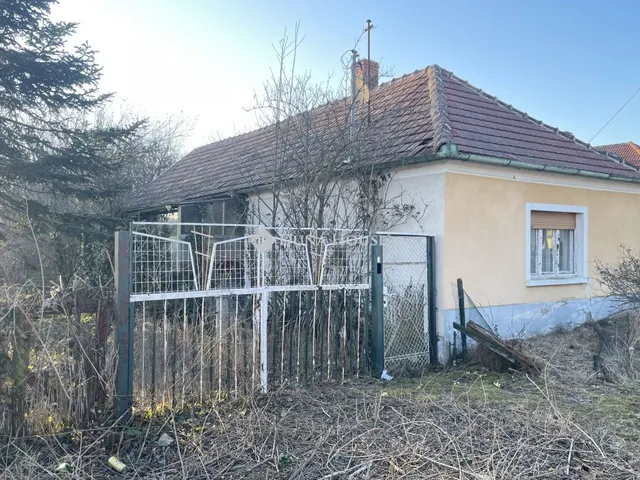 Eladó ház Csipkerek 66 nm