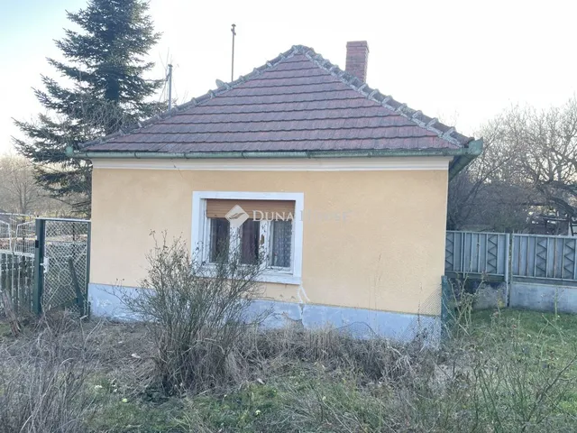 Eladó ház Csipkerek, Kossuth Lajos utca 66 nm