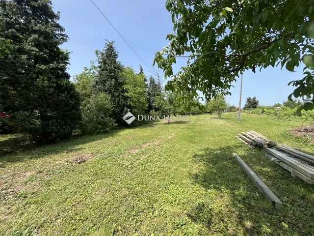 Eladó telek Szombathely, Dr. Pálos Károly utca 3228 nm