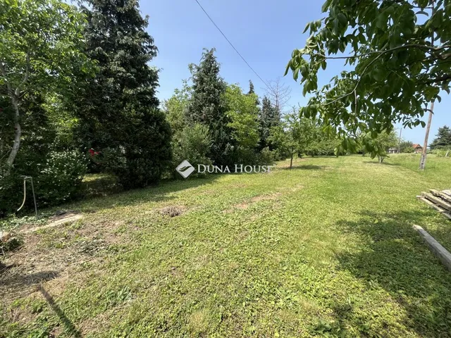 Eladó telek Szombathely, Dr. Pálos Károly utca 3228 nm