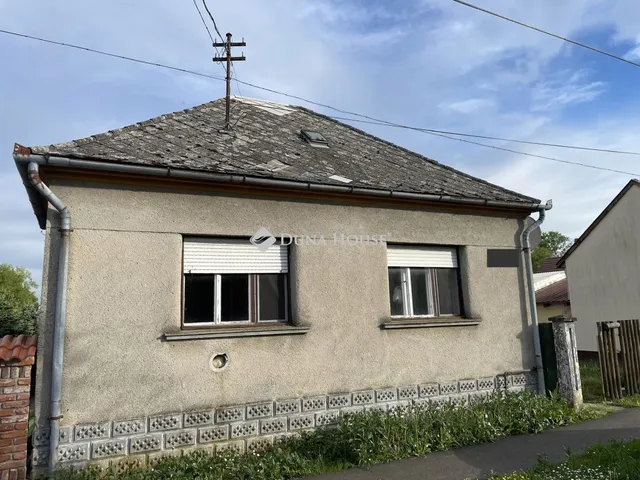 Eladó ház Molnaszecsőd, Kossuth út 71 nm