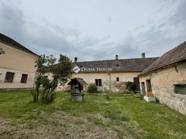 Eladó kereskedelmi és ipari ingatlan Csákánydoroszló 250 nm