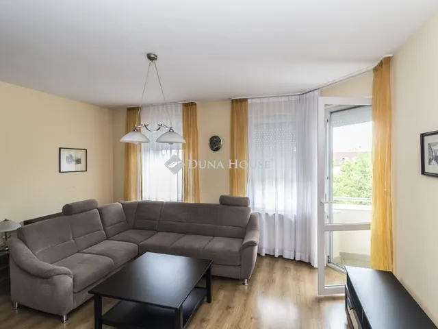 Kiadó lakás Szombathely, Kőszegi utca 62 nm