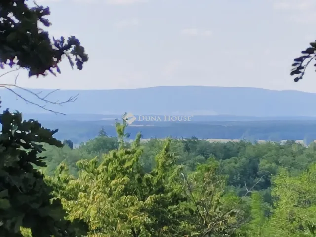 Eladó telek Döröske 1400 nm