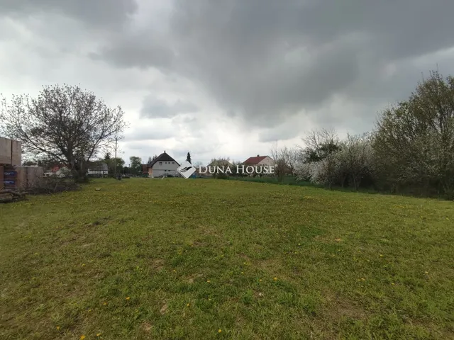 Eladó telek Gyenesdiás 1774 nm