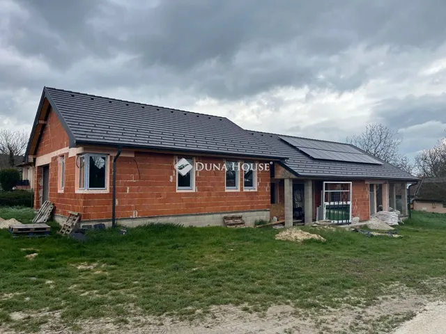 Eladó ház Gyenesdiás 178 nm