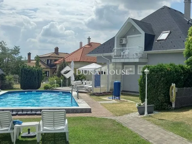 Eladó ház Gyenesdiás 230 nm