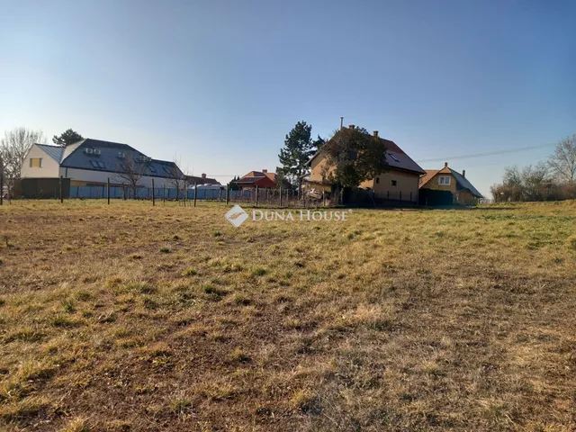 Eladó telek Keszthely 1002 nm