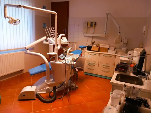 Eladó kereskedelmi és ipari ingatlan Hévíz 348 nm