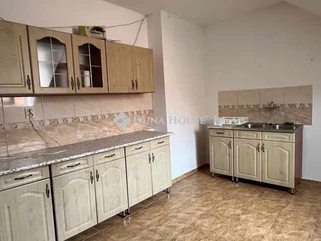 Eladó ház Gyenesdiás 198 nm