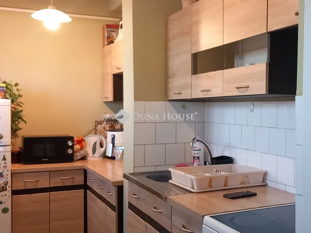 Eladó lakás Tapolca, Kazinczy tér 59 nm