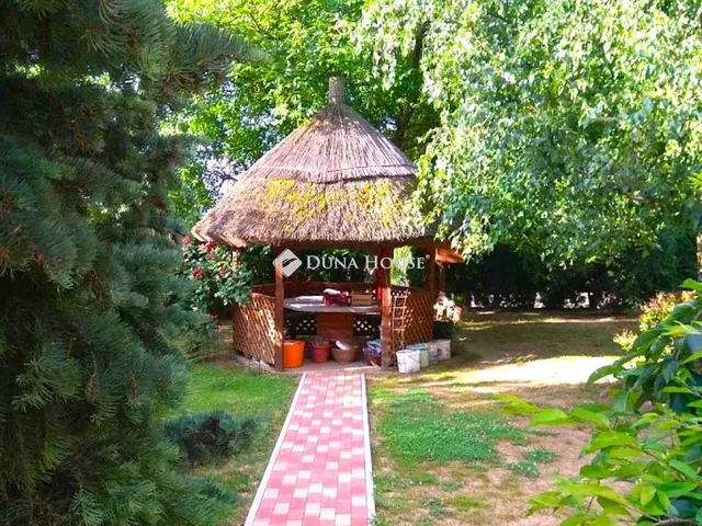 Eladó ház Cserszegtomaj, Ifjúság utca 160 nm