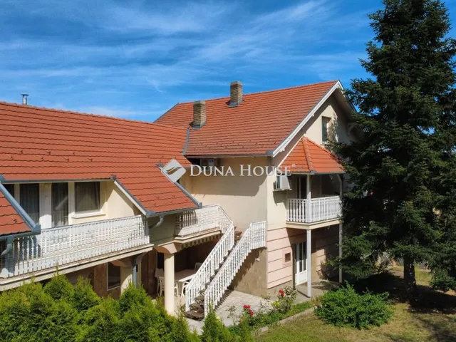 Eladó ház Hévíz 275 nm