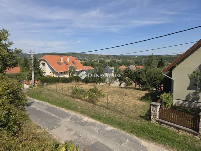 Eladó telek Hévíz 720 nm