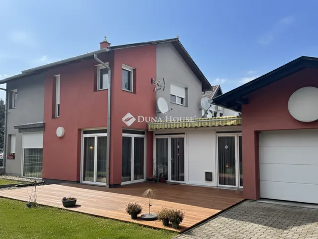 Eladó ház Balatonkeresztúr 185 nm