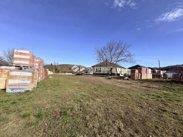 Eladó telek Gyenesdiás 833 nm