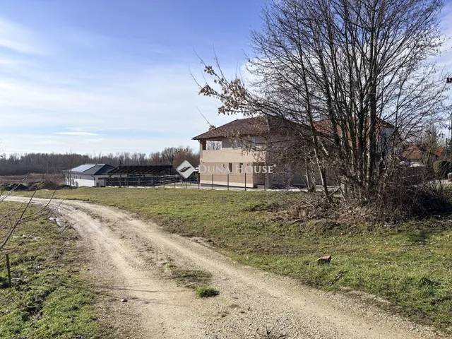 Eladó telek Gyenesdiás 859 nm