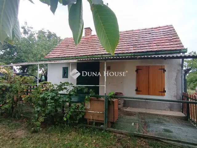 Eladó telek Marcali 2370 nm