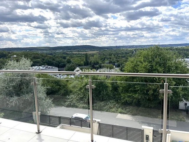 Eladó lakás Budapest XI. kerület 136 nm