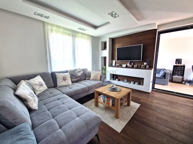 Eladó lakás Vonyarcvashegy 63 nm