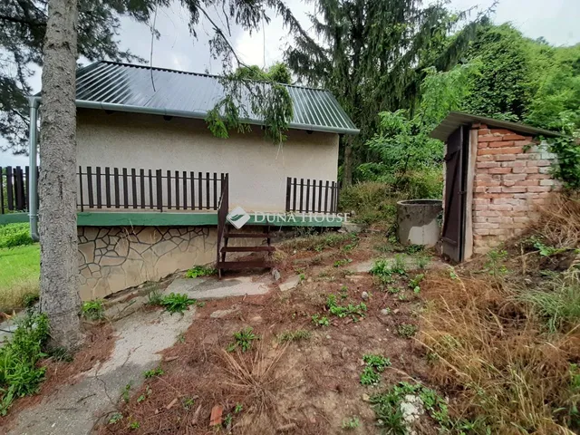 Eladó telek Gelse, Zártkert 3157 nm