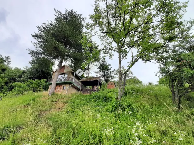 Eladó telek Gelse, Zártkert 3157 nm