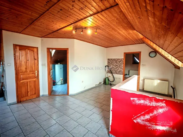 Eladó ház Alsópáhok 175 nm