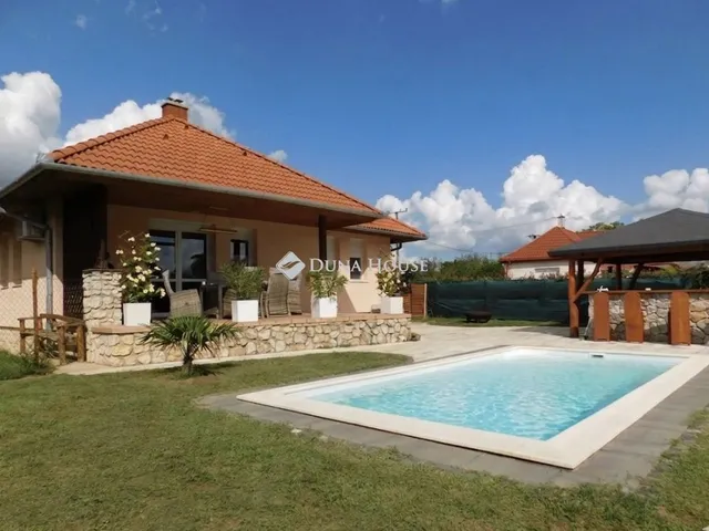 Eladó ház Keszthely 220 nm