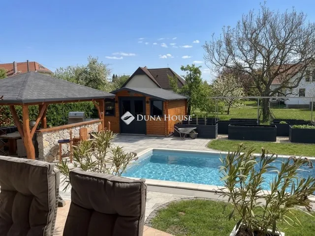 Eladó ház Keszthely 220 nm