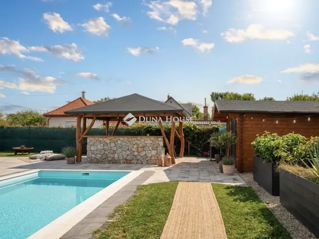 Eladó ház Keszthely 220 nm