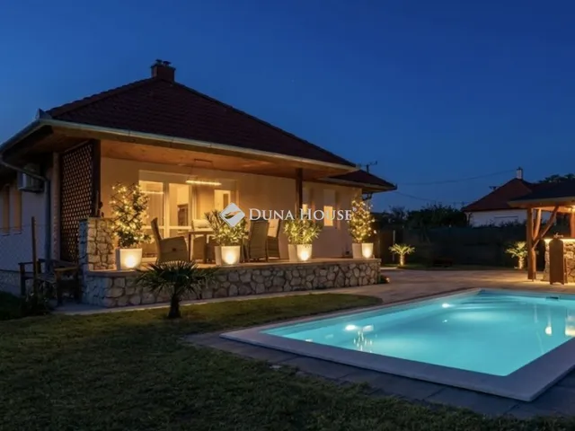 Eladó ház Keszthely 220 nm