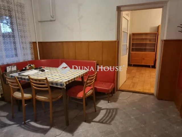 Eladó ház Kővágóörs, Jókai utca 64 nm