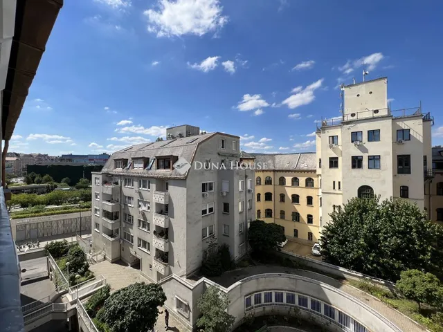 Kiadó lakás Budapest II. kerület, Petrezselyem utca 90 nm