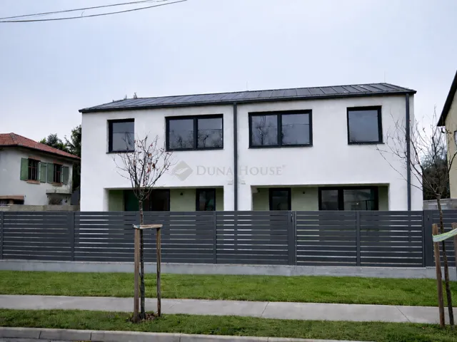 Eladó lakás Budapest X. kerület, Heves utca 136 nm