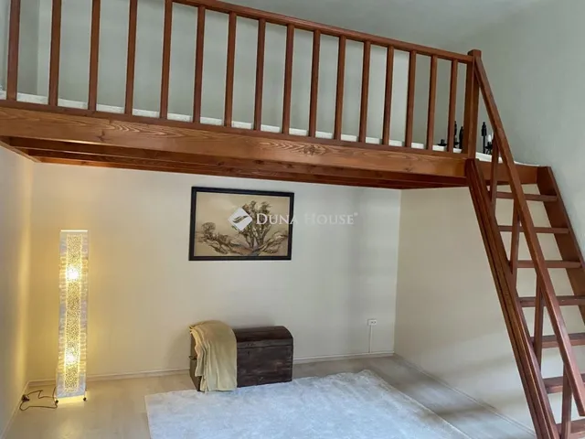 Eladó lakás Budapest VI. kerület 54 nm