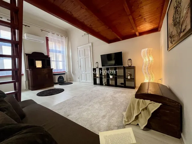 Eladó lakás Budapest VI. kerület 54 nm