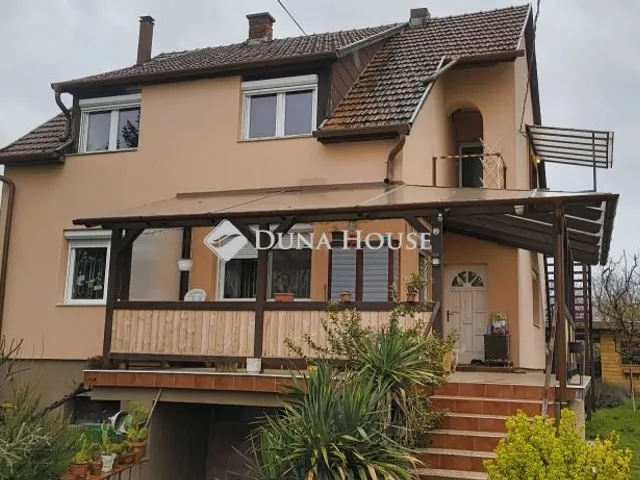 Eladó ház Kistarcsa 146 nm