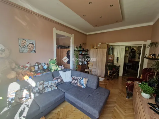 Eladó lakás Budapest XIV. kerület, Dózsa György út 65 nm