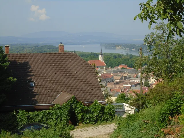 Eladó telek Esztergom 2824 nm