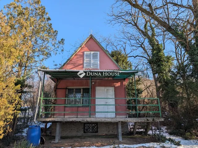 Eladó üdülő és hétvégi ház Esztergom, Árnyas utca 46 nm